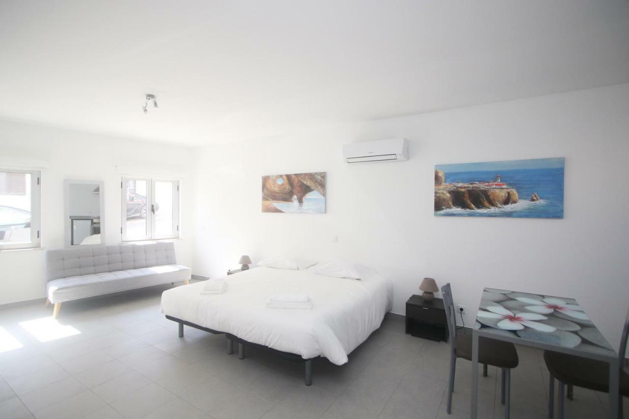 Guest House Lovely Swan Лагуш Экстерьер фото